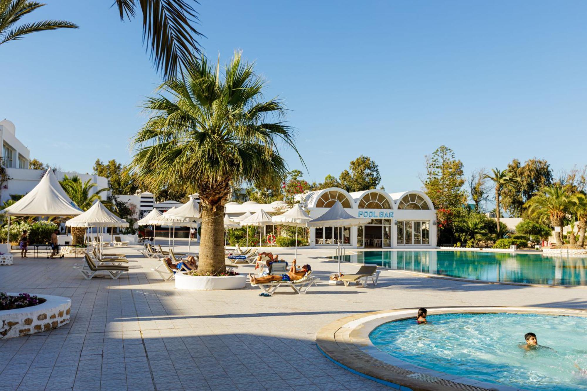 Iris Hotel & Thalasso Mezraia Exterior photo