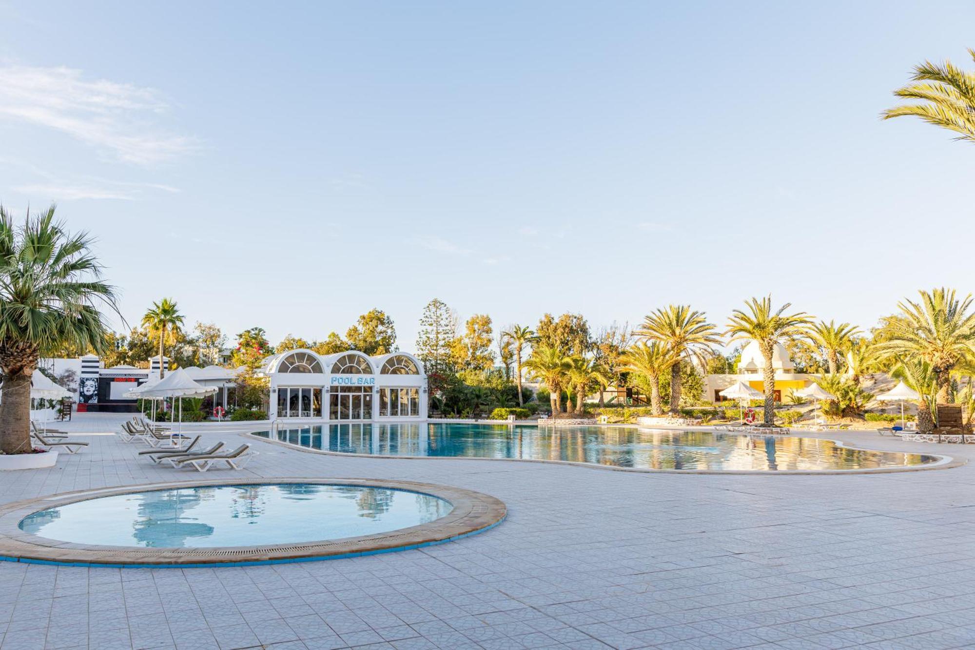 Iris Hotel & Thalasso Mezraia Exterior photo